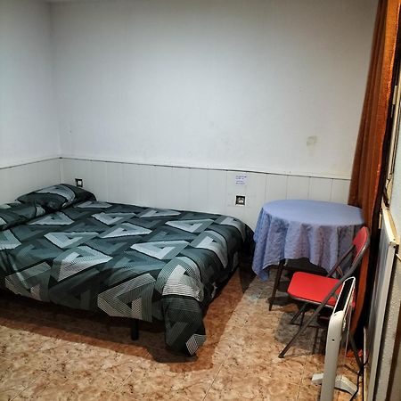Habitacion Tranquila Y Familiar مدريد المظهر الخارجي الصورة