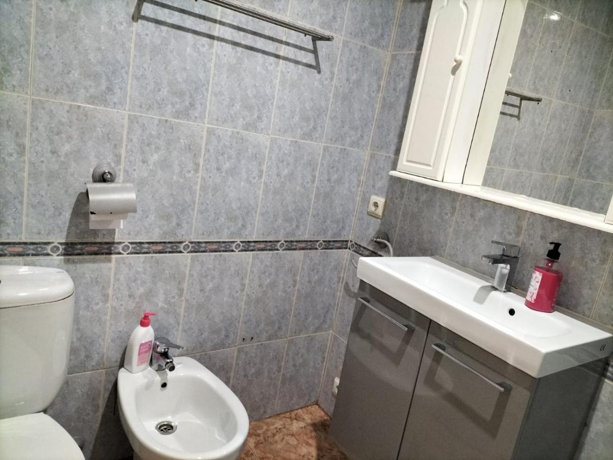 Habitacion Tranquila Y Familiar مدريد المظهر الخارجي الصورة