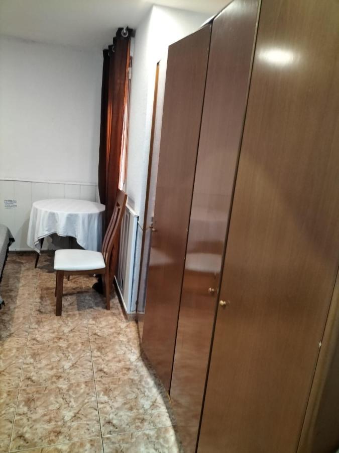 Habitacion Tranquila Y Familiar مدريد المظهر الخارجي الصورة