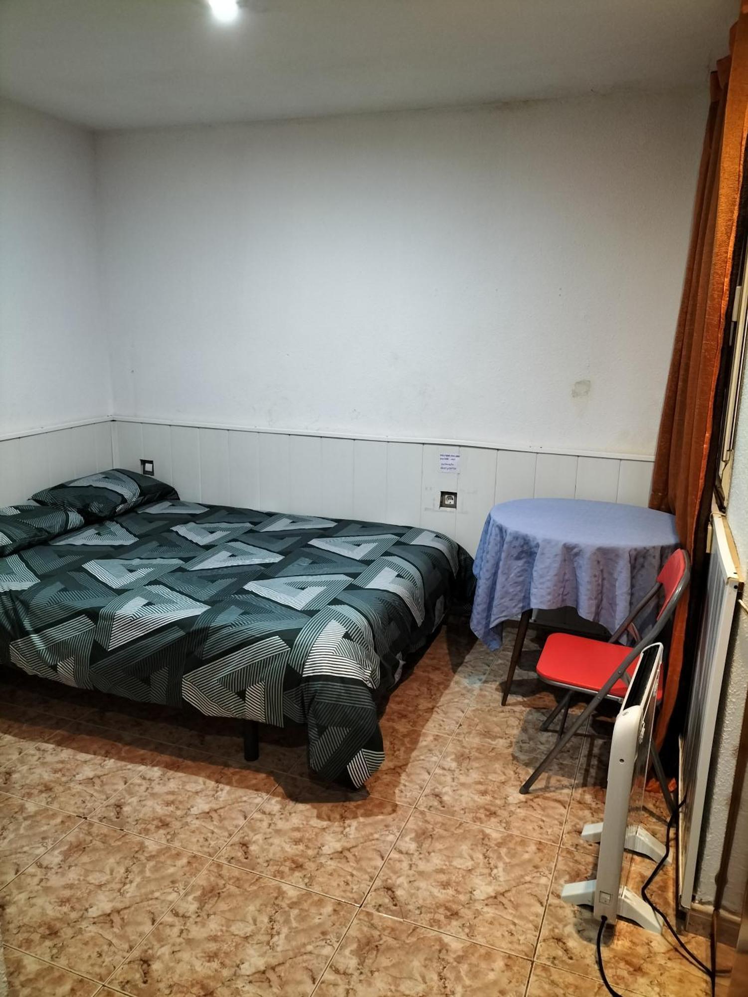 Habitacion Tranquila Y Familiar مدريد المظهر الخارجي الصورة